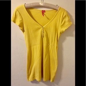 Festival! 🍌Charlotte Tarantola yellow V-neck shirt Medium